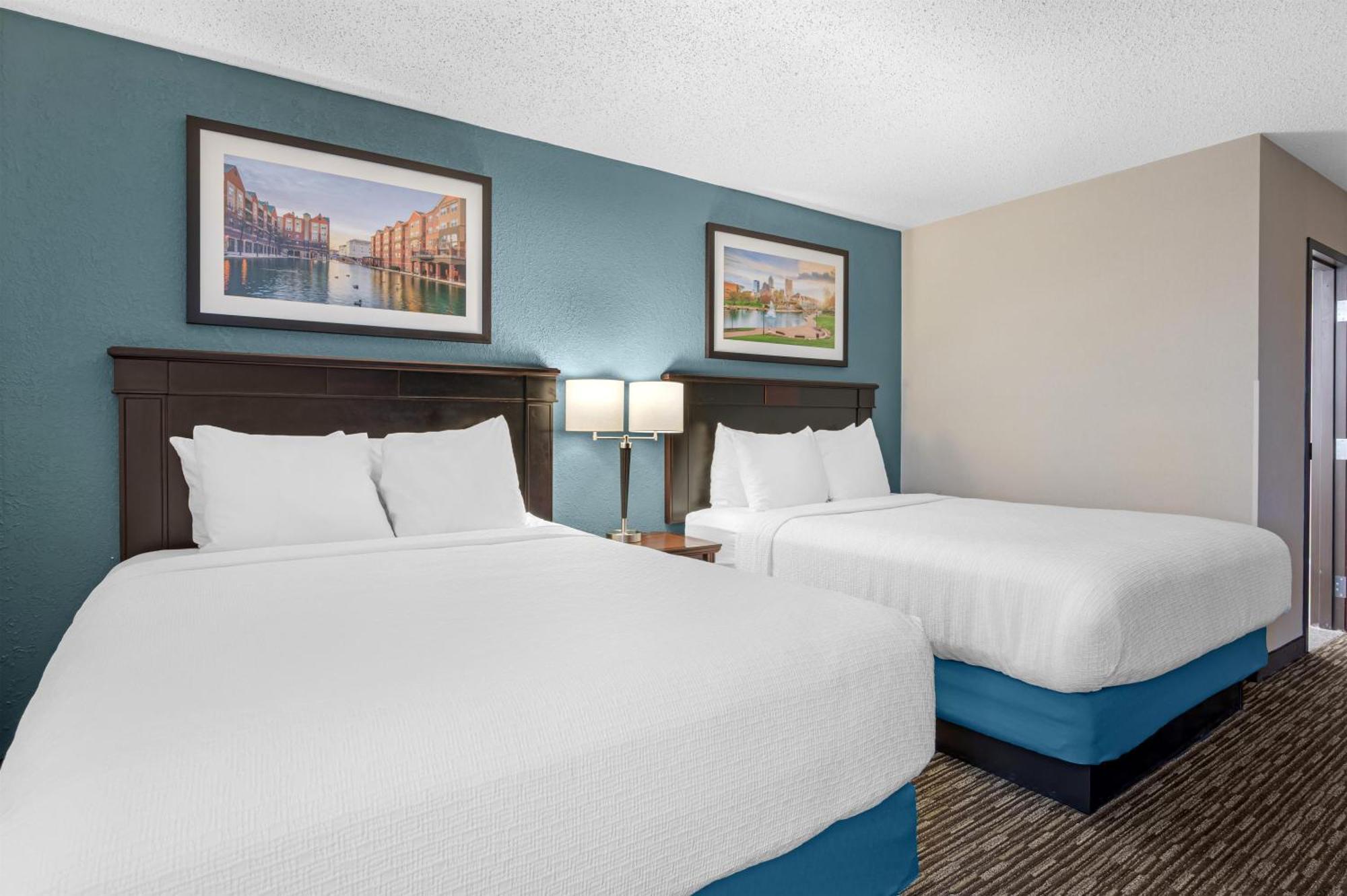 Queen Suite with Two Queen Beds