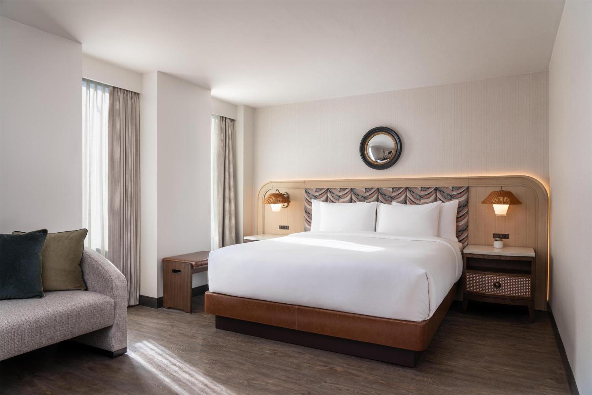 King Room with City View