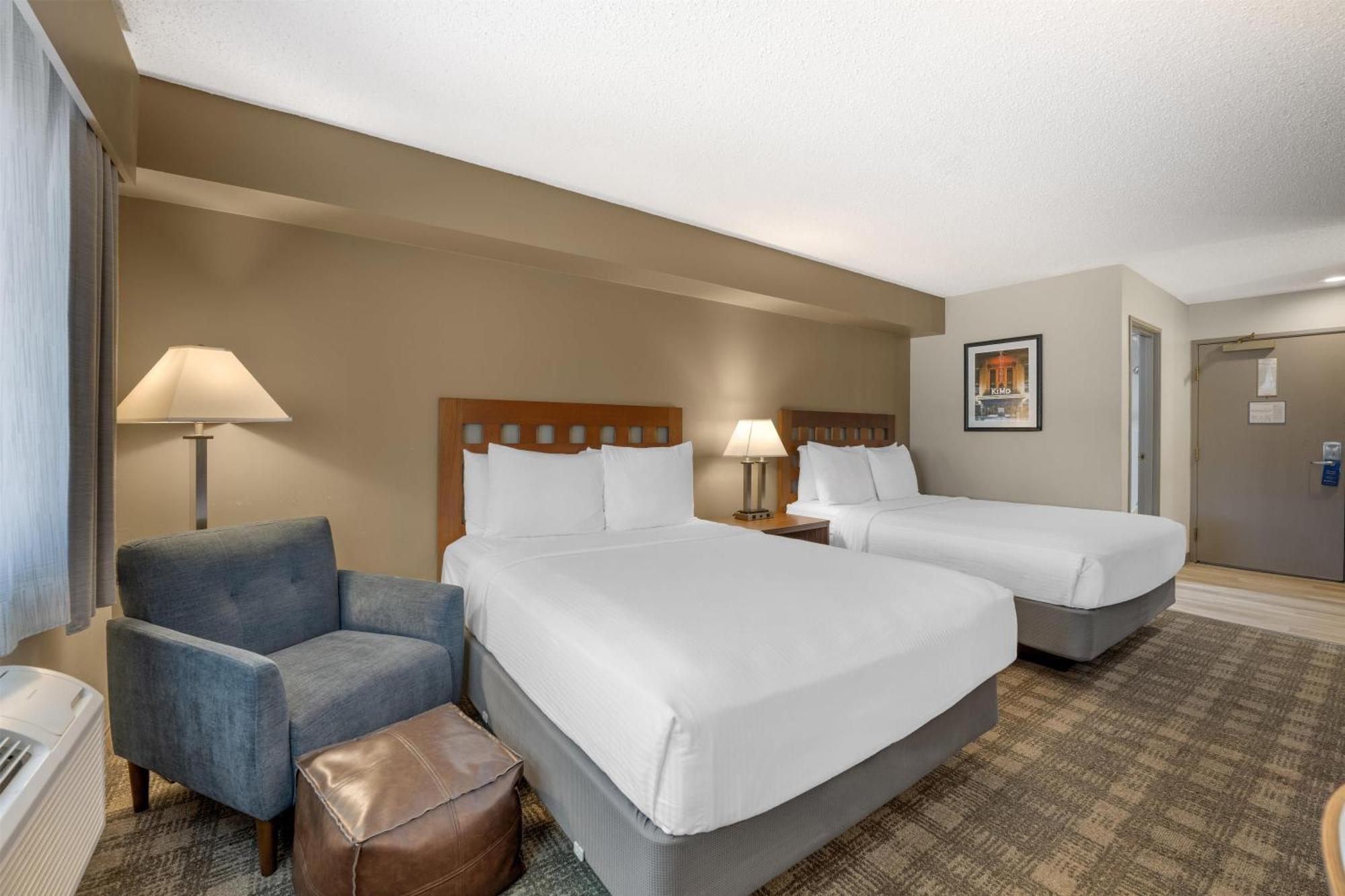 Queen Room with Two Queen Beds - Non-Smoking