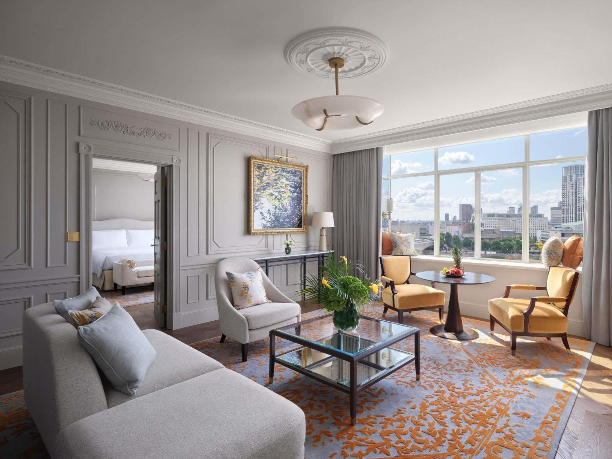 One-Bedroom River View Suite