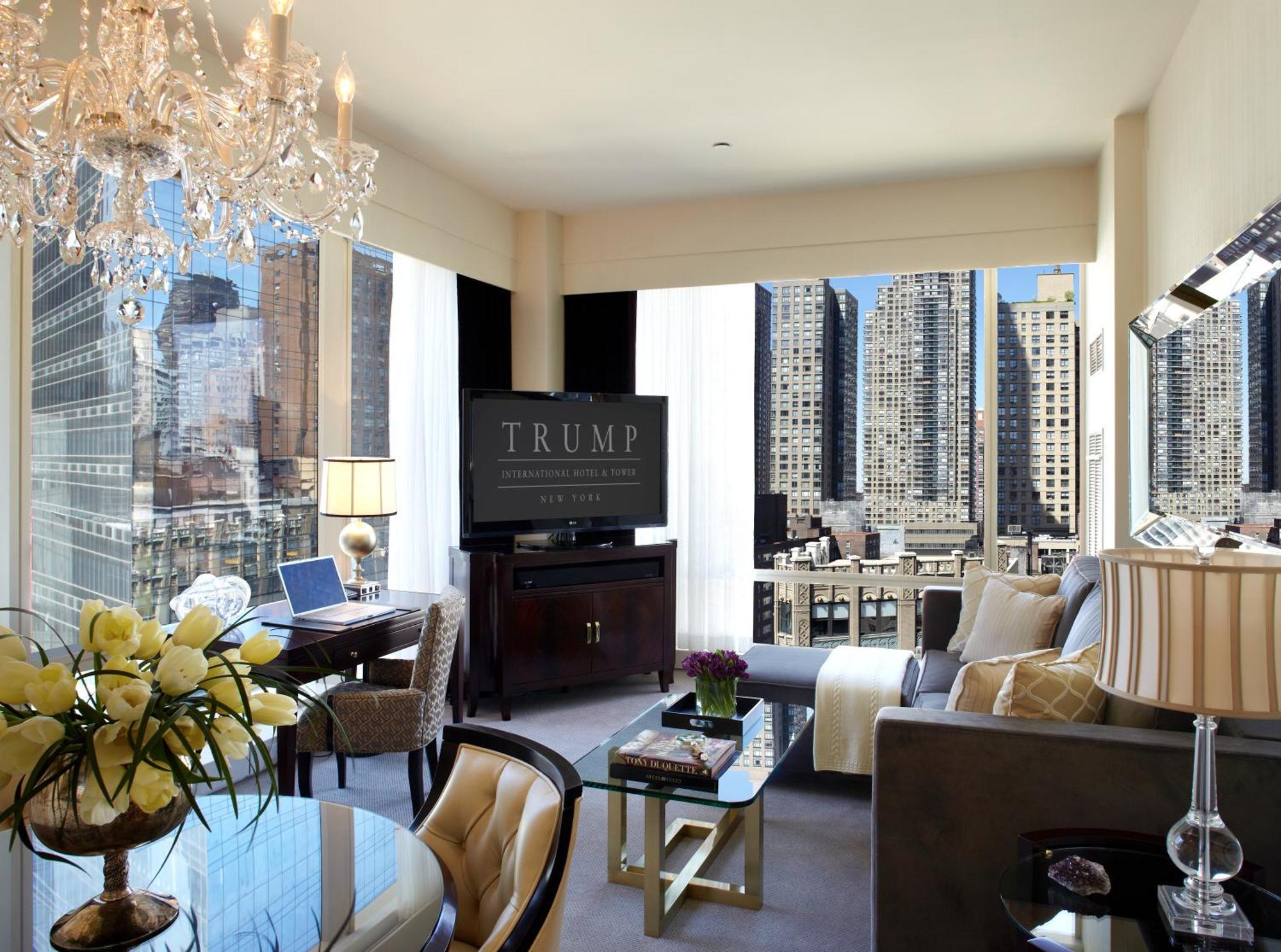 Executive One-Bedroom Suite with City View,1210874437:JPEG