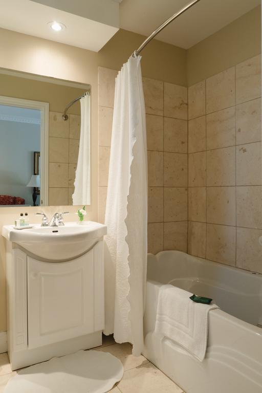Deluxe Queen Room,413552595:JPEG