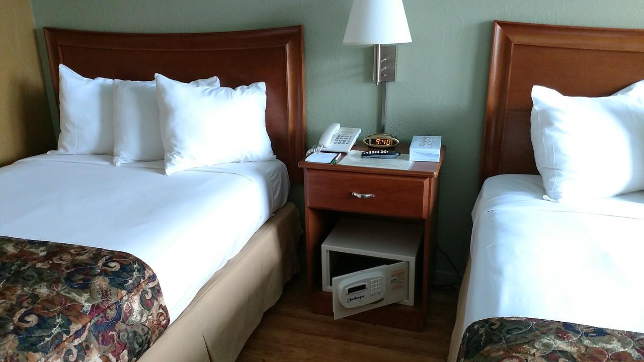 Double Room with Pool View
