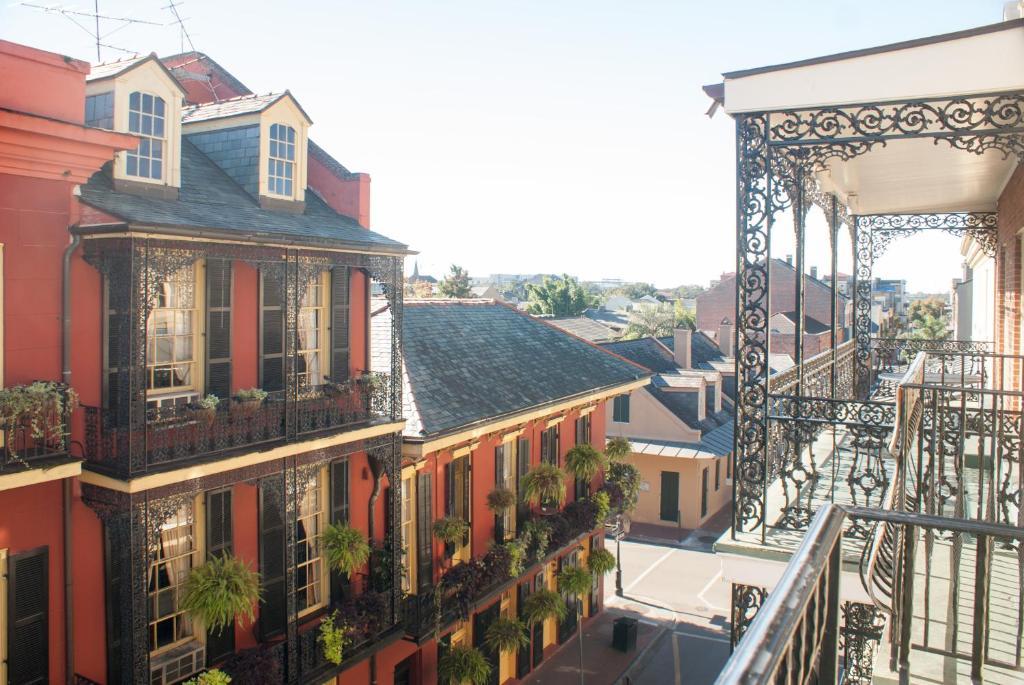 Two Queen Beds with Balcony, Street View