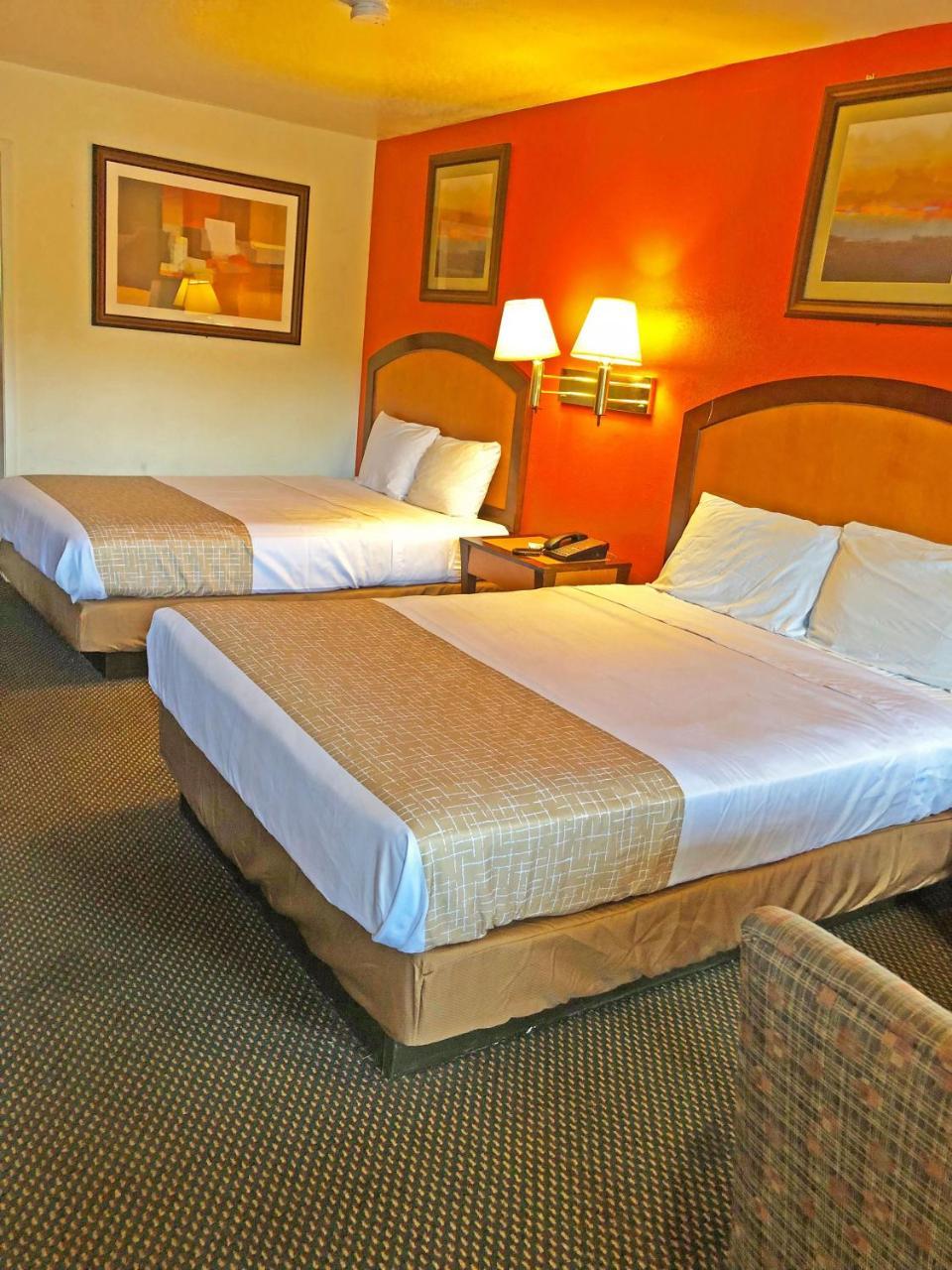 Queen Room with Two Queen Beds - Non-Smoking