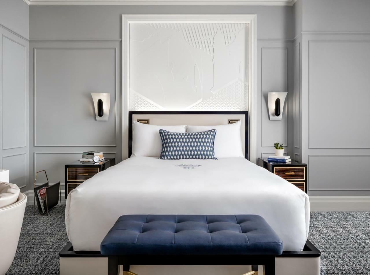 Fairmont Gold Queen Room