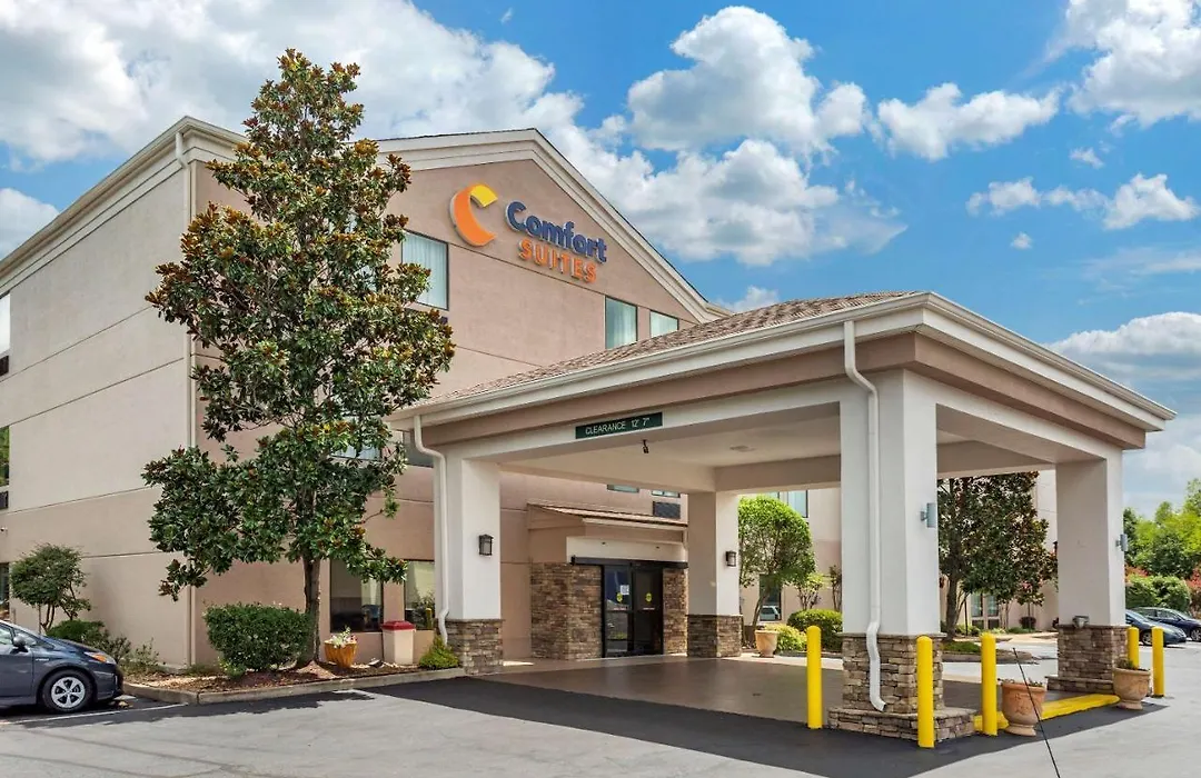 Comfort Suites Cordova-1