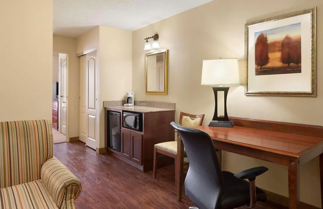 Country Inn & Suites By Radisson, Baltimore North, Md-1