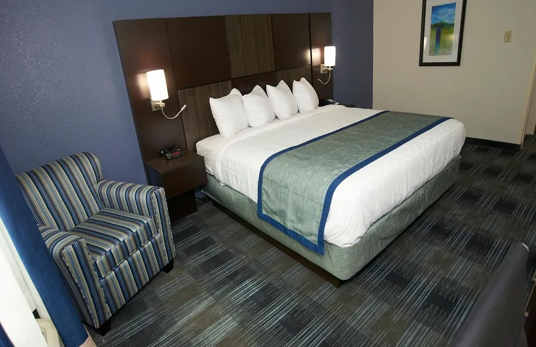 Falmouth Inn-1