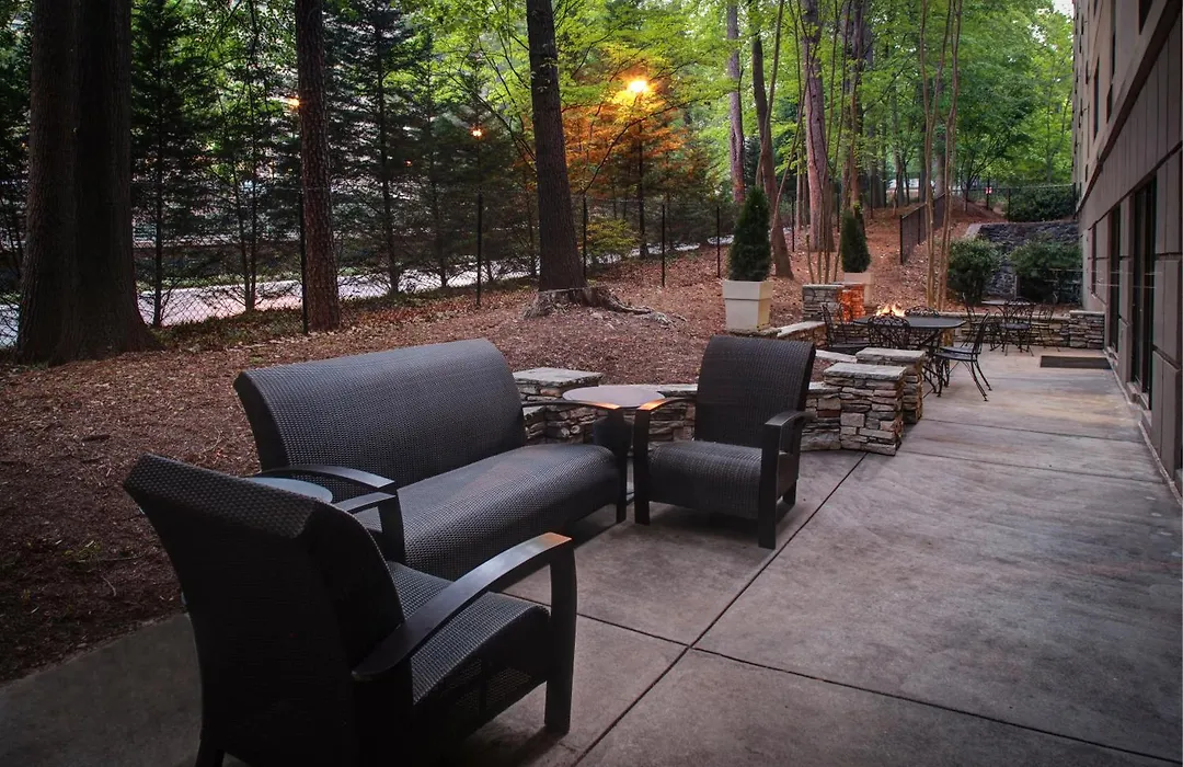 Holiday Inn Express Hotel & Suites Atlanta Buckhead By Ihg-1