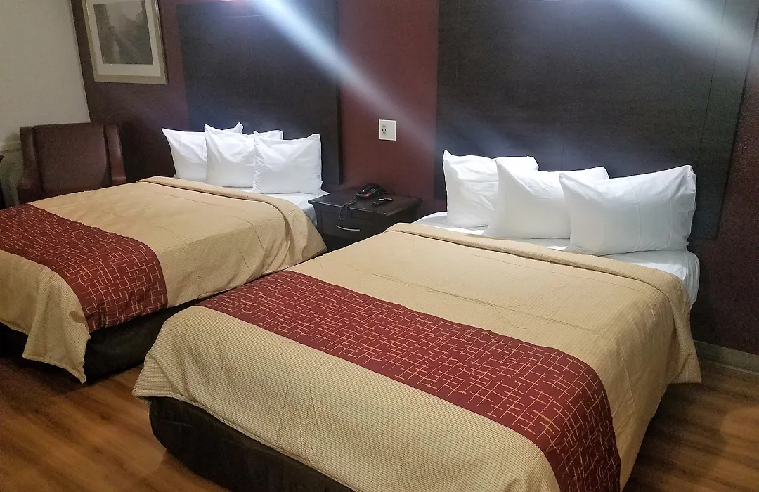 Red Roof Inn & Suites Houston- Hobby Airport-1