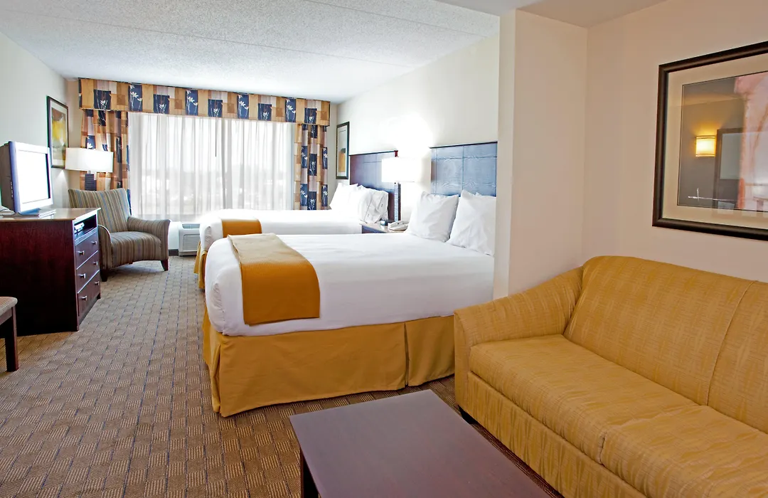 Holiday Inn Express & Suites Columbus At Northlake By Ihg-1