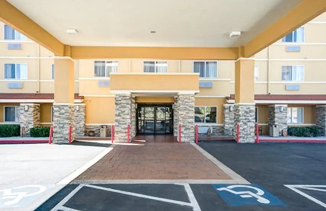Comfort Inn Albuquerque Airport-1