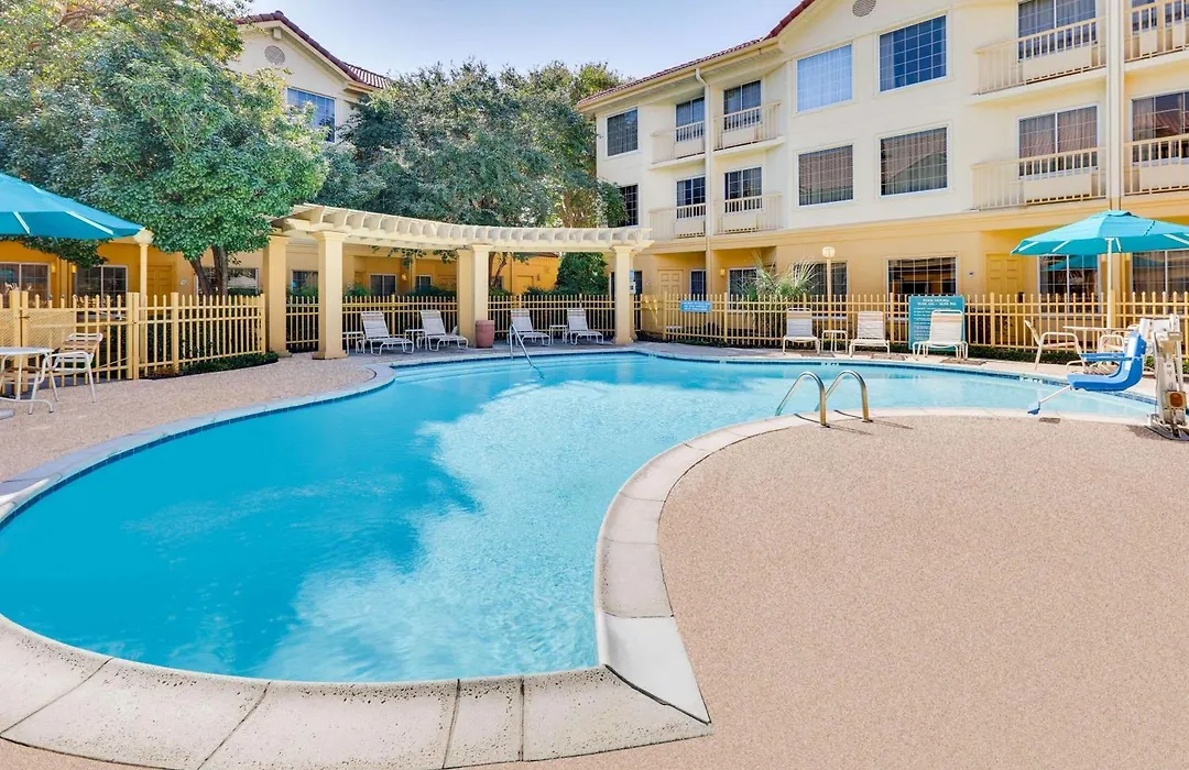 La Quinta By Wyndham Dallas - Addison Galleria-1