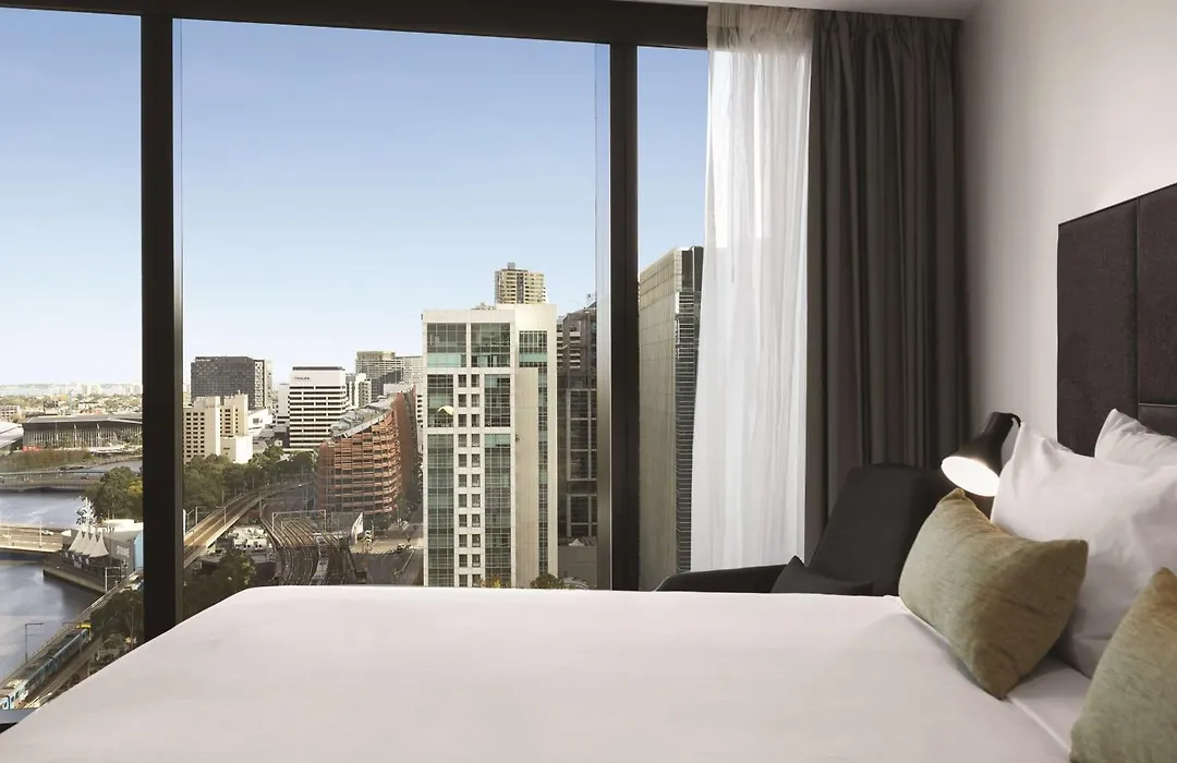 Vibe Hotel Melbourne-1