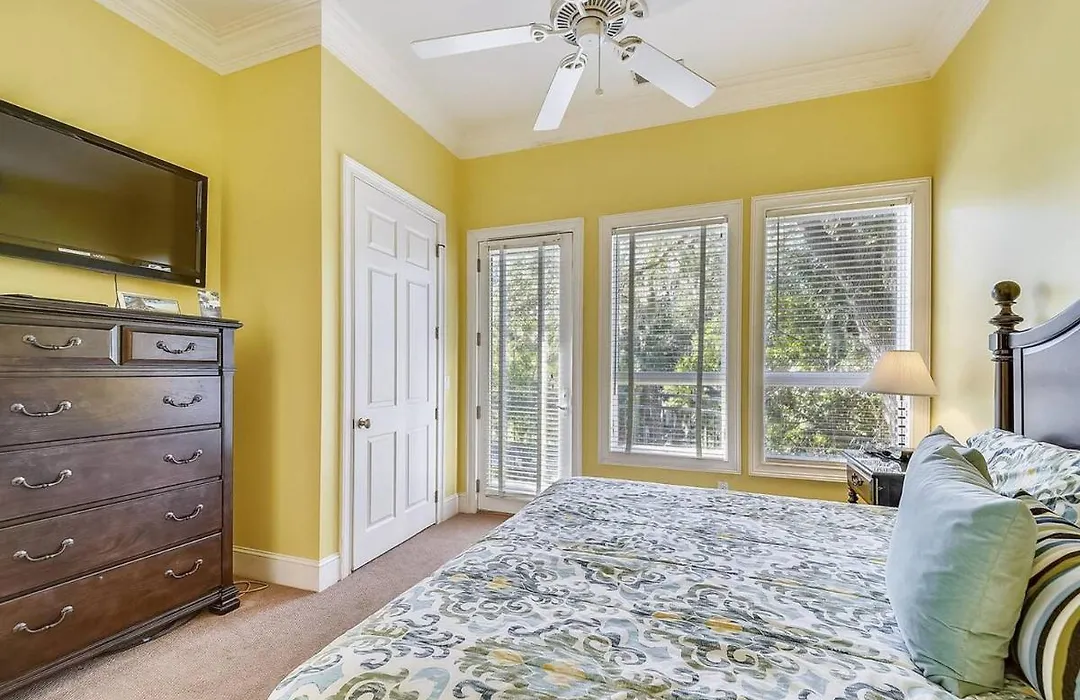 55 Steps To The Beach - Private Pool & Spa - 2Nd Row To The Beach - 29 Sandpiper St - I Am Unable Respond To Any Inquiries Through App Until Property Is Booked-1