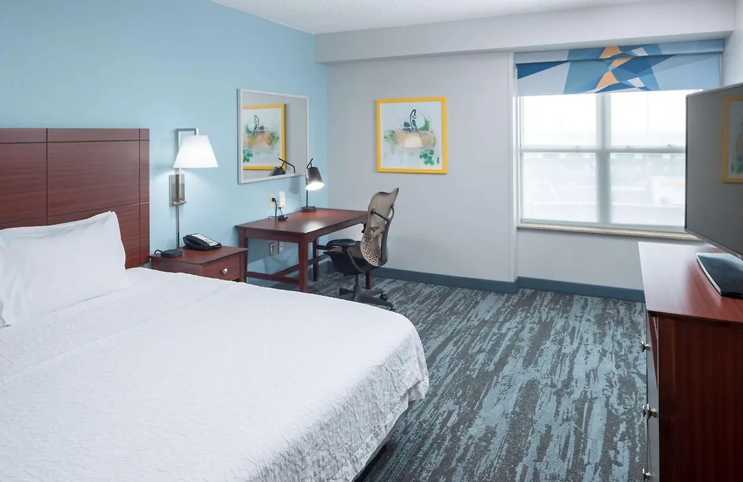 Hampton Inn & Suites Oklahoma City-Bricktown-1