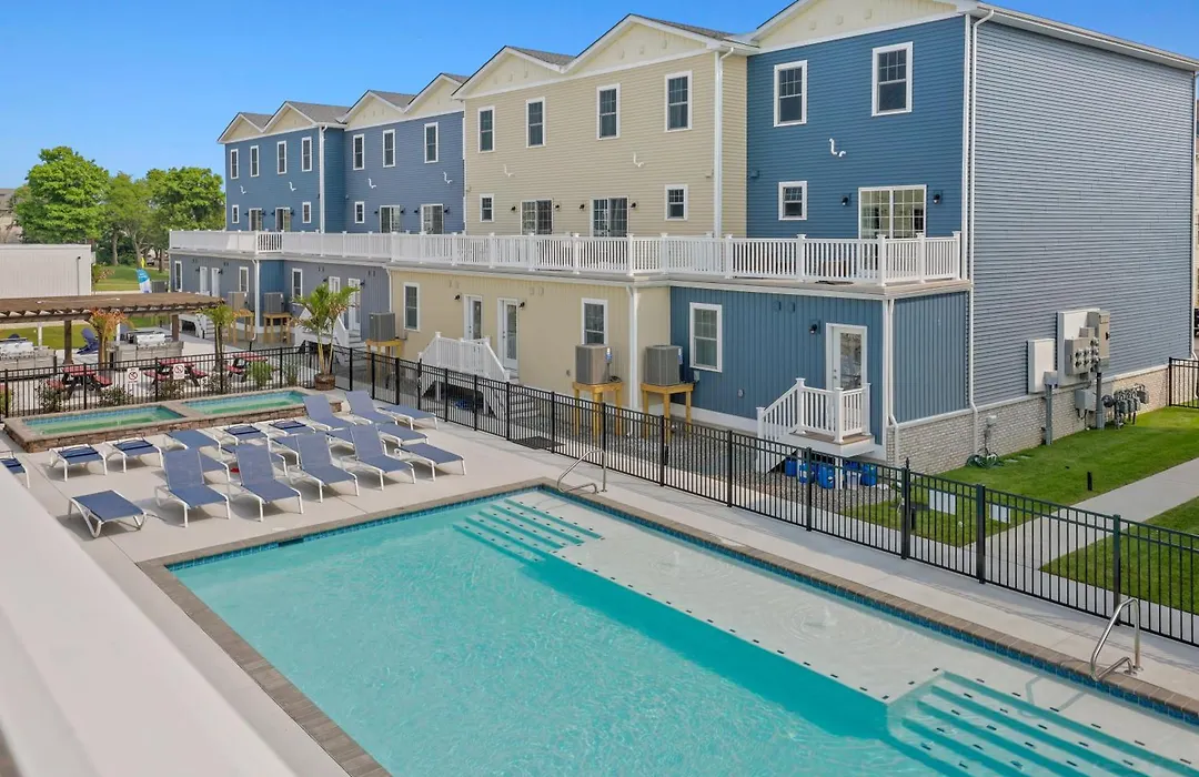 Oasis By Seaport Stays-1