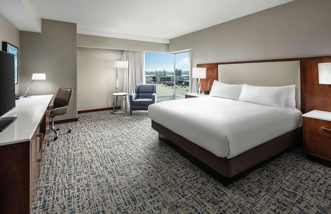 Hilton Boston Logan Airport-1