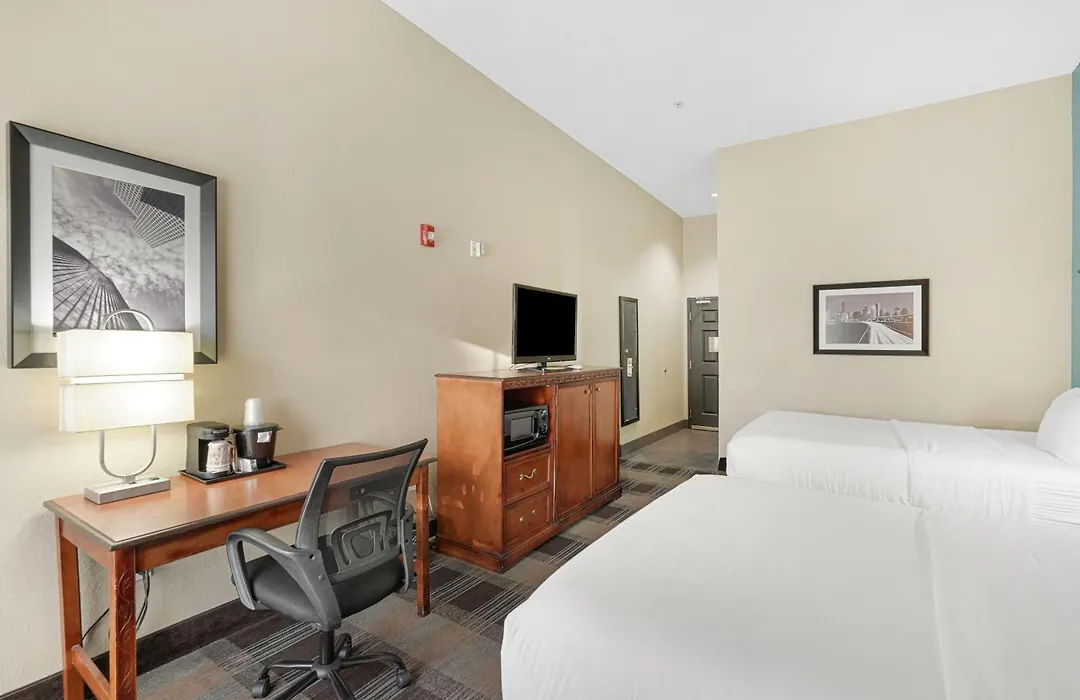 Sonesta Essential Hou Airport Road-1