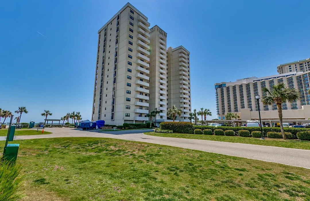 Arcadian II 11E - Oceanfront - Shore Drive Section-1
