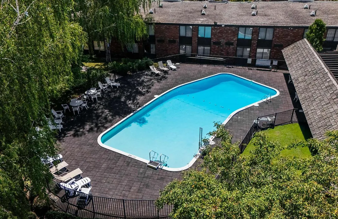 Fireside Inn & Suites Portland (Adults Only)-1