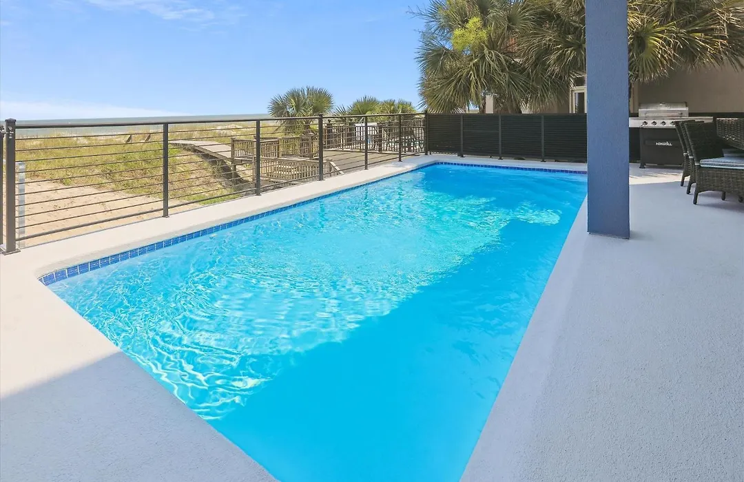 7 Singleton Beach Place- Oceanfront, Private Pool, Renovated, Free Activities Included-1