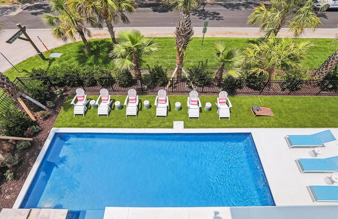 1 Barrier Beach Cove- New In 2023, Large Pool, Close To Beach, Free Activities Included-1