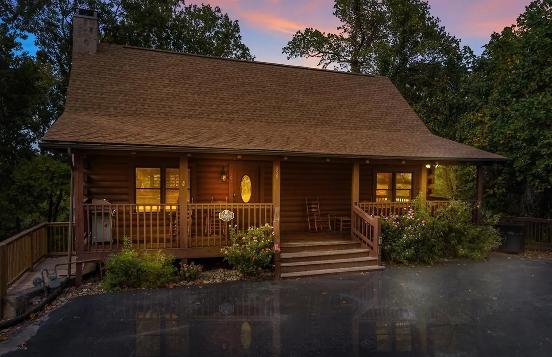 Er101 - Heavenly Hideaway Great Location - Close To Town! Cabin-1