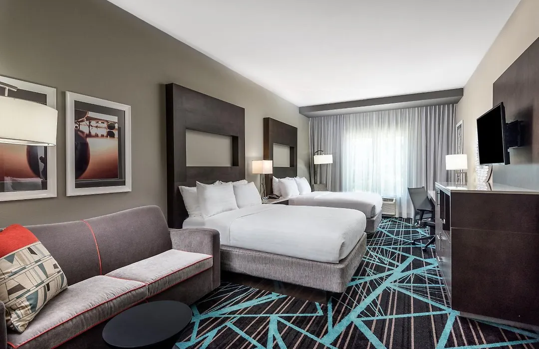 Holiday Inn Express & Suites - Charlotte Airport By Ihg-1