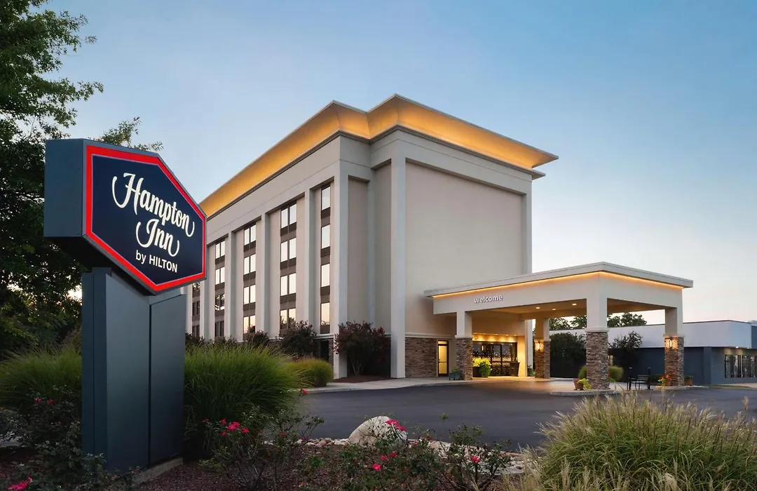 Hampton Inn Charlottesville-1