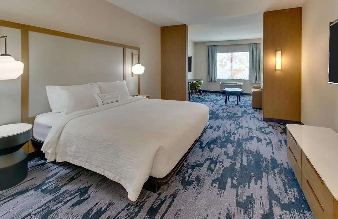 Fairfield Inn And Suites By Marriott Houston Brookhollow-1