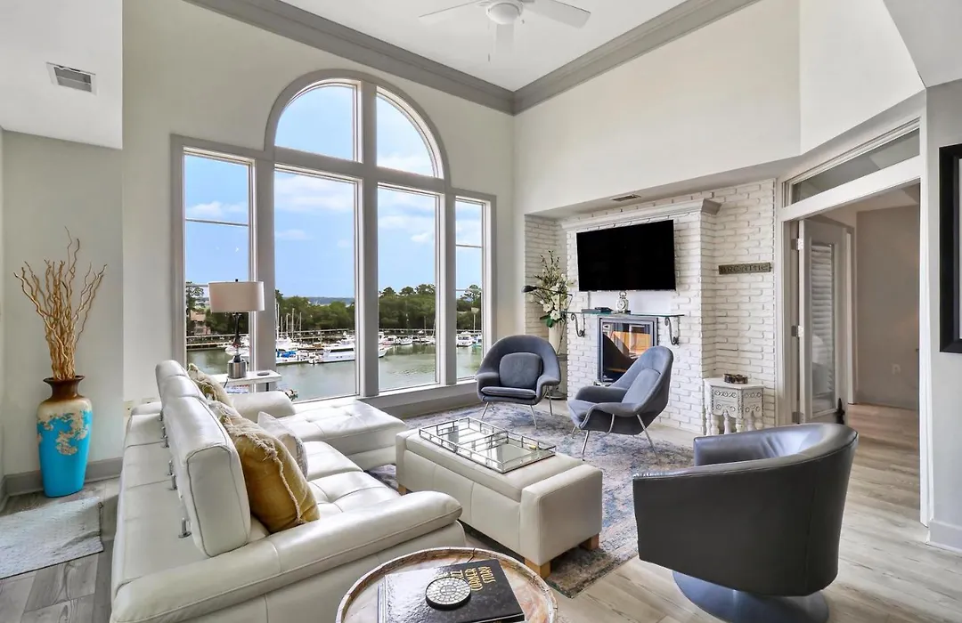 510 Mainsail-1