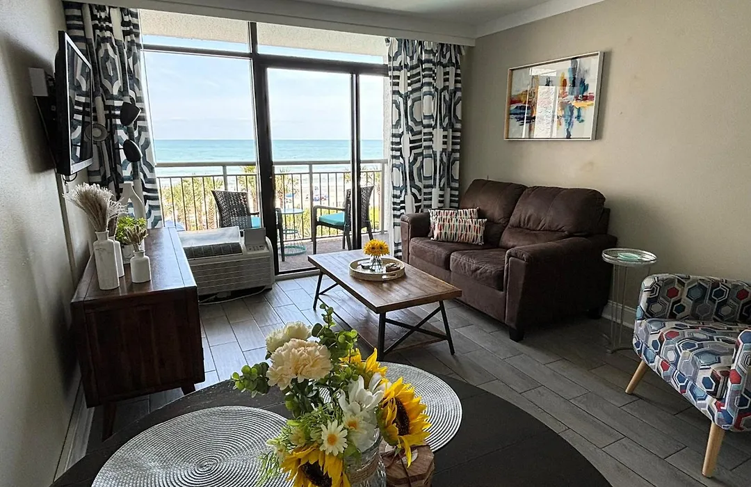 453 Shore Fun Oceanfront Great Location-1