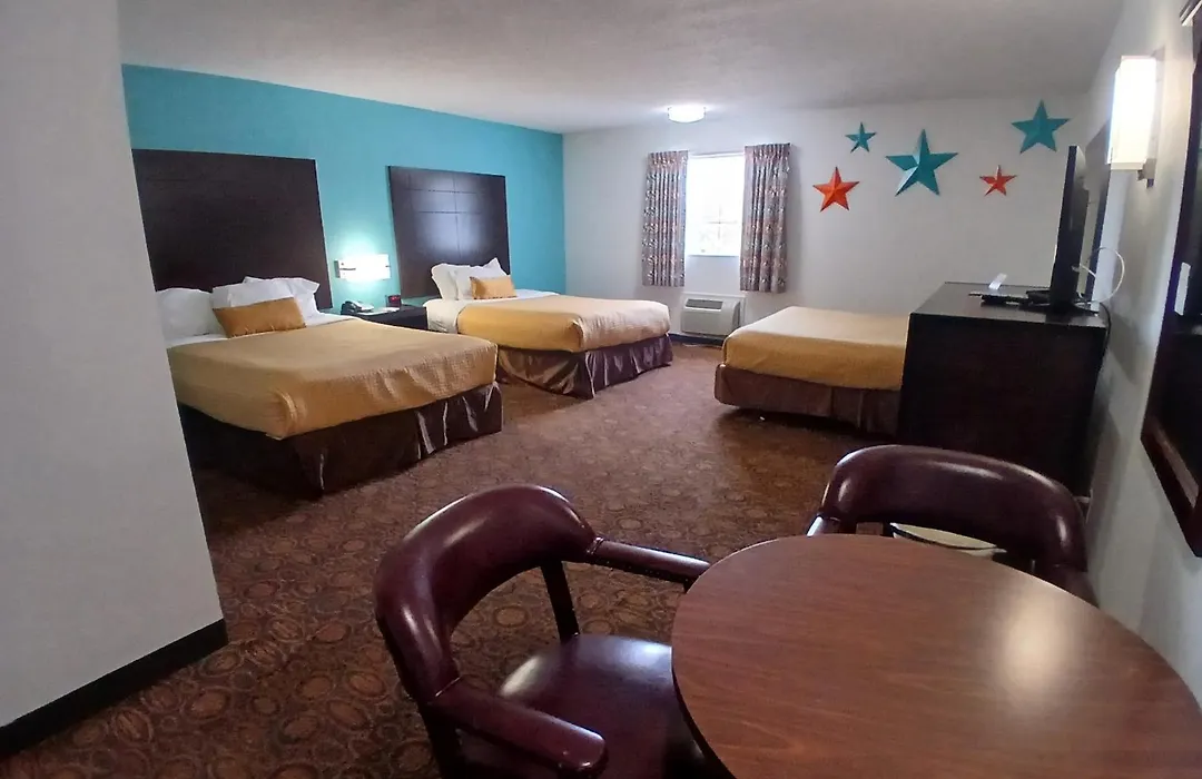 Howard Johnson By Wyndham Branson Theatre District-1