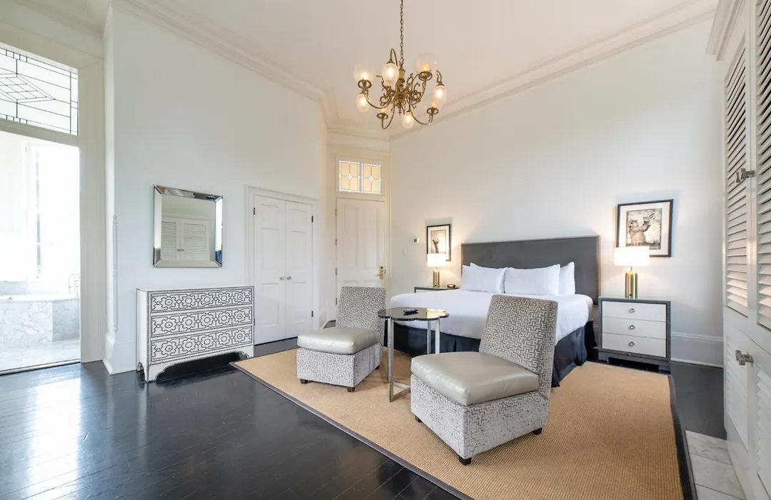 Melrose Mansion-1