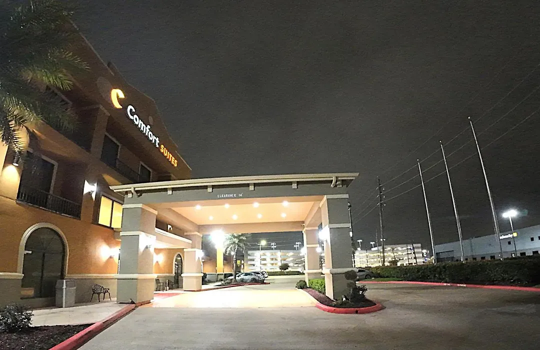 Comfort Suites Westchase Houston Energy Corridor-1
