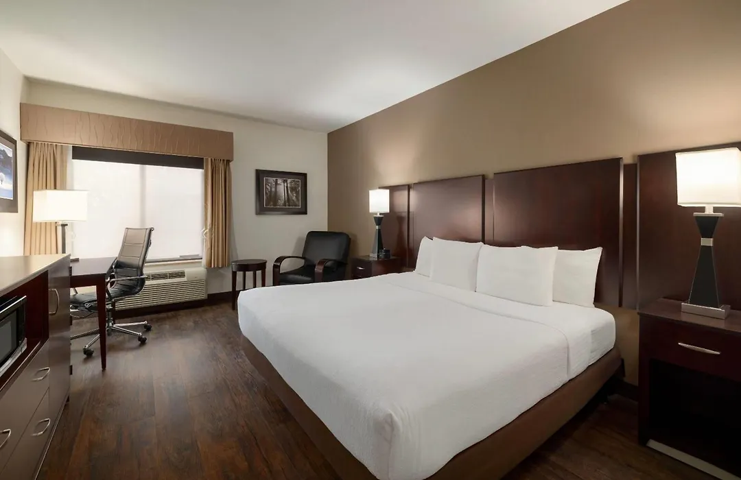 La Quinta By Wyndham Memphis Wolfchase-1
