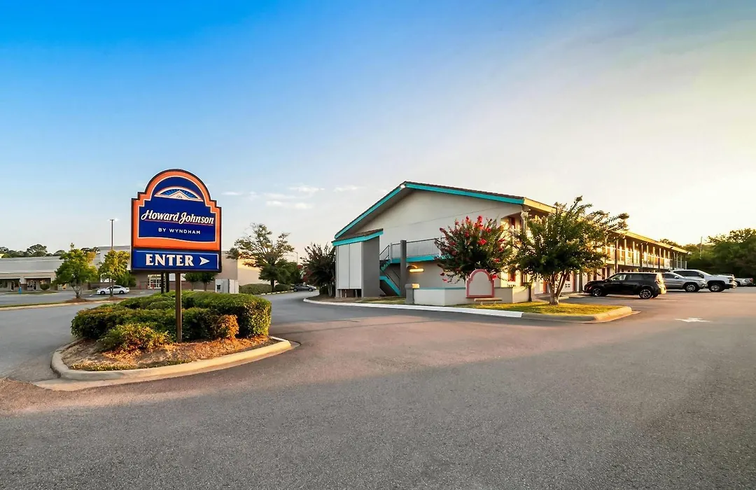 Howard Johnson By Wyndham Columbus Fort Benning-1