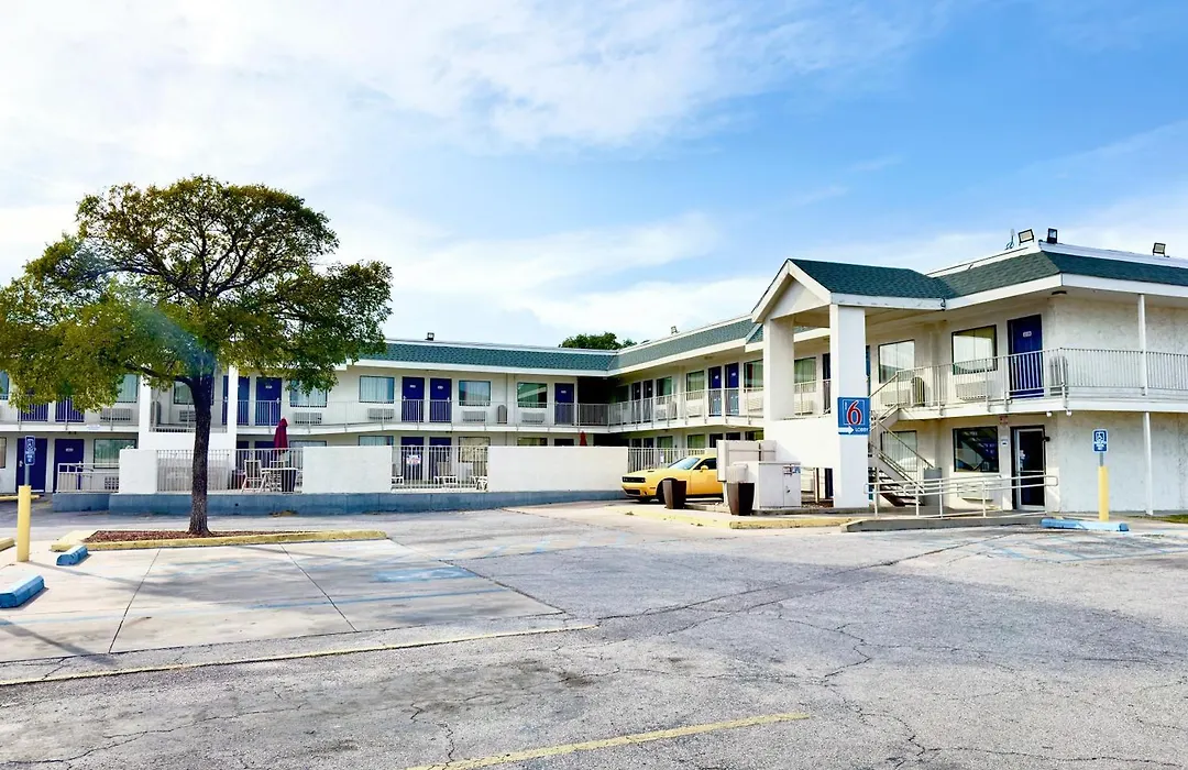 Motel 6-Austin, Tx - North Central-1
