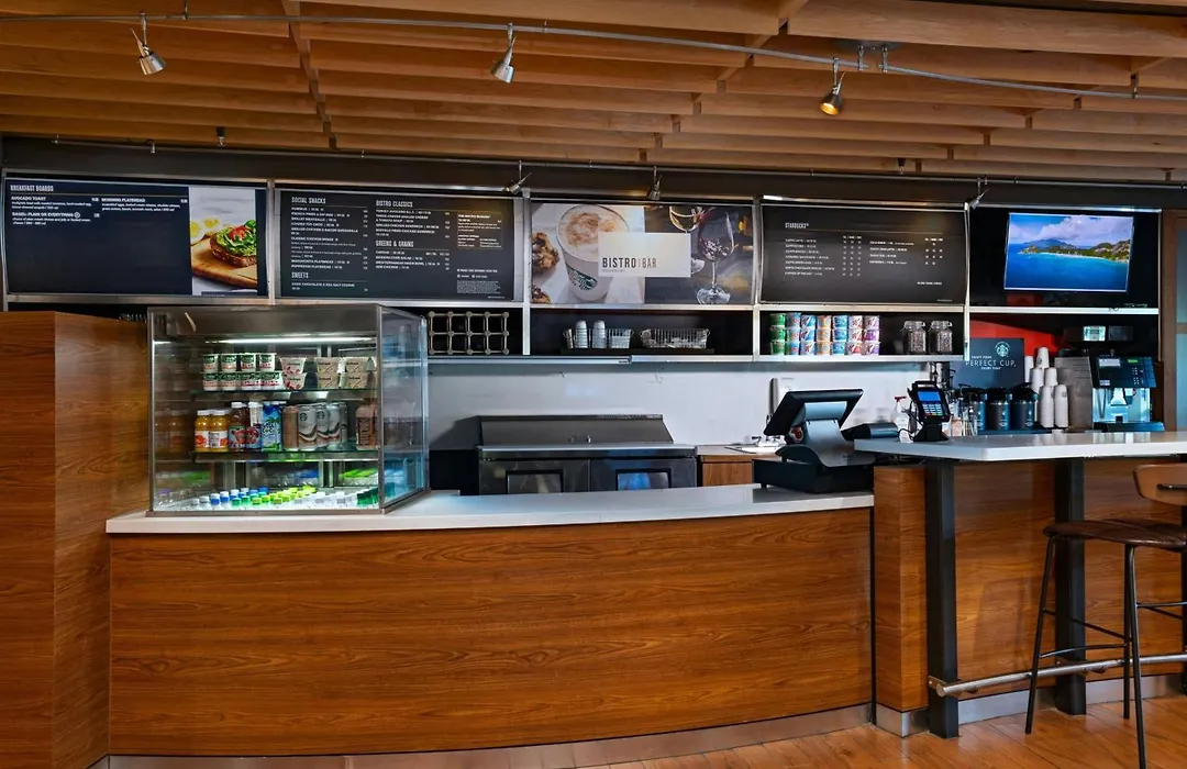 Courtyard By Marriott Omaha Aksarben Village-1