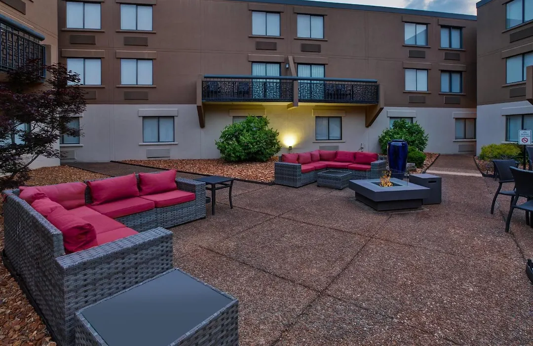 Holiday Inn Express Nashville Airport By Ihg-1