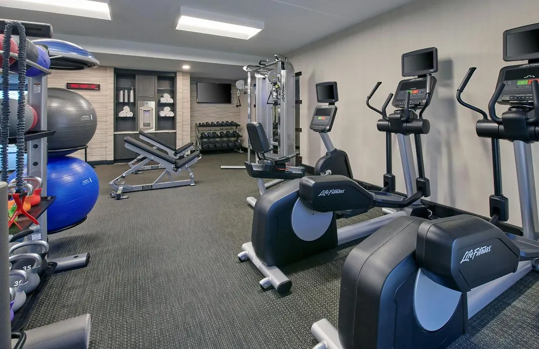 Courtyard By Marriott Indianapolis Castleton-1