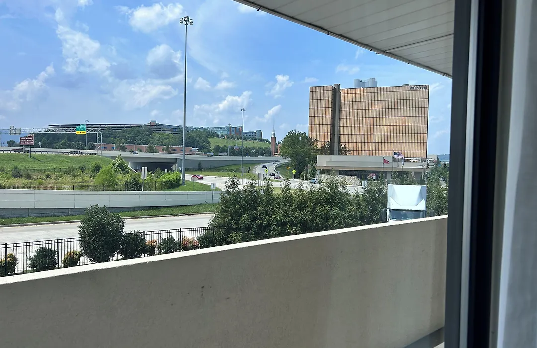 Hotel Bo, A Days Inn By Wyndham Chattanooga Downtown-1