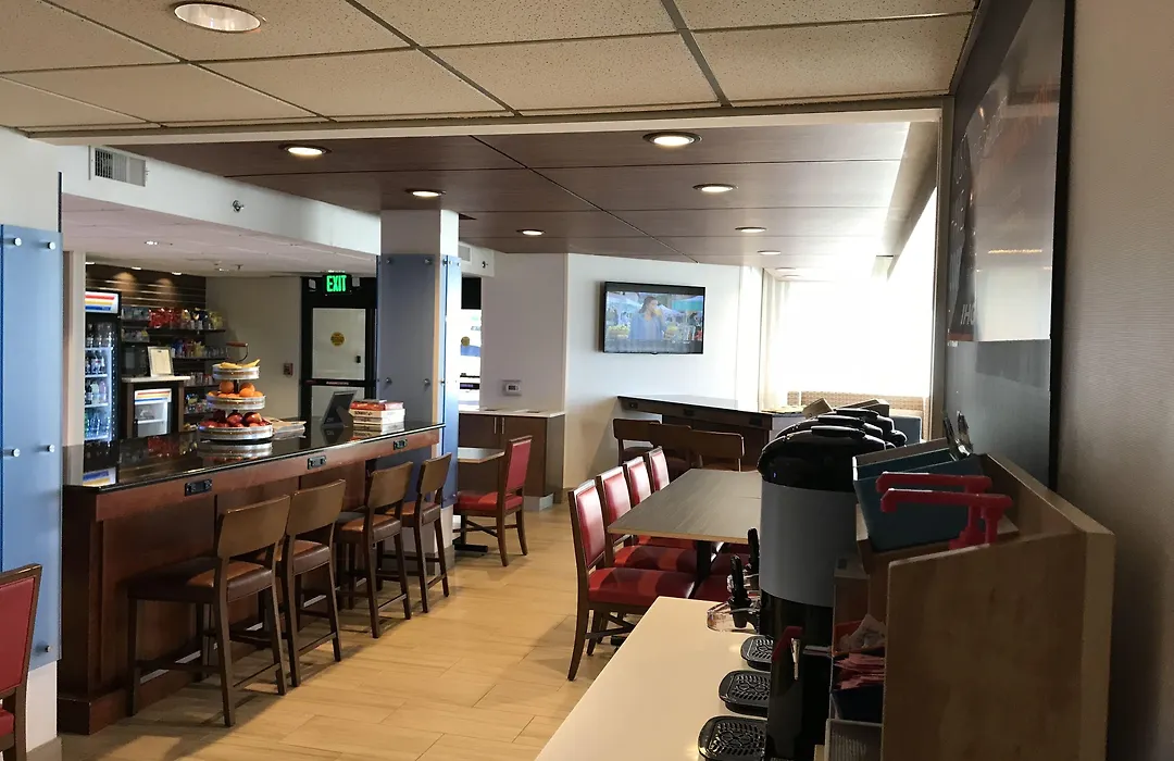 Holiday Inn Express Memphis Medical Center - Midtown By Ihg-1