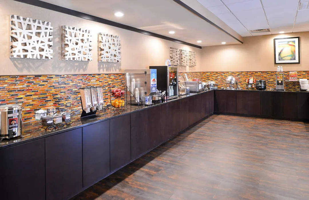Best Western Plus Midwest Inn Omaha, Ne-1
