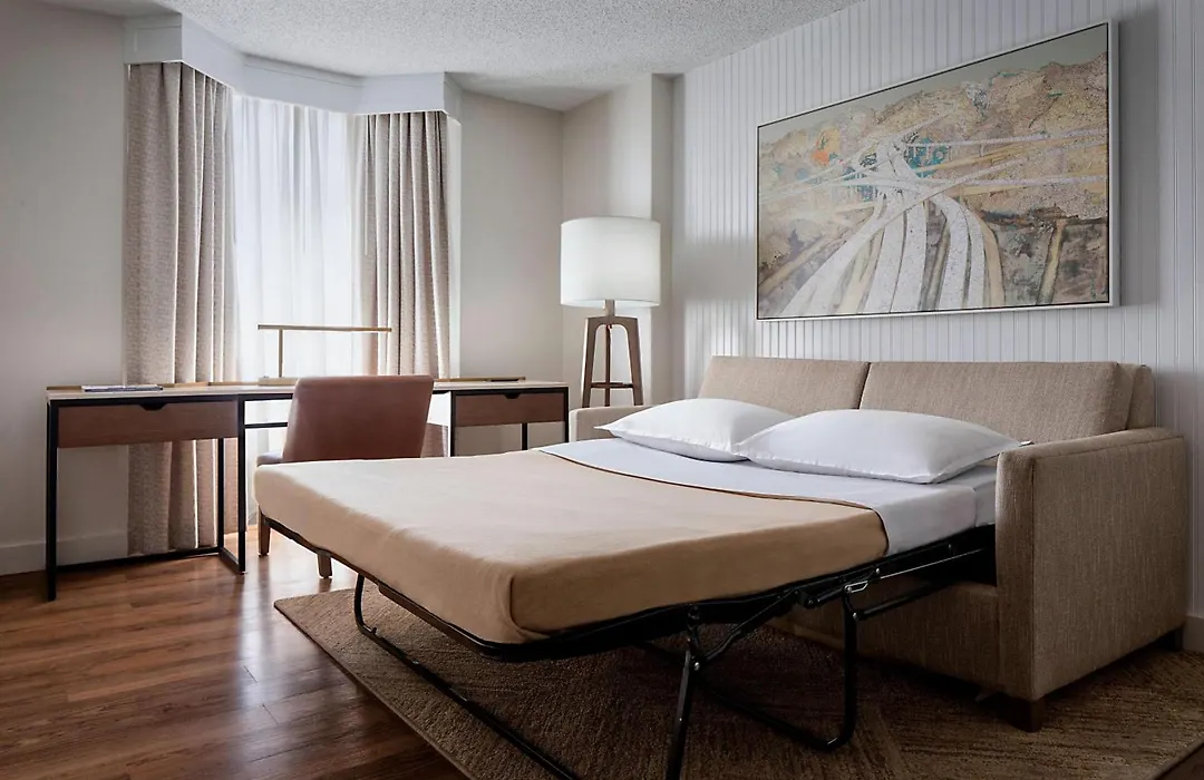 Sheraton Suites Market Center Dallas-1