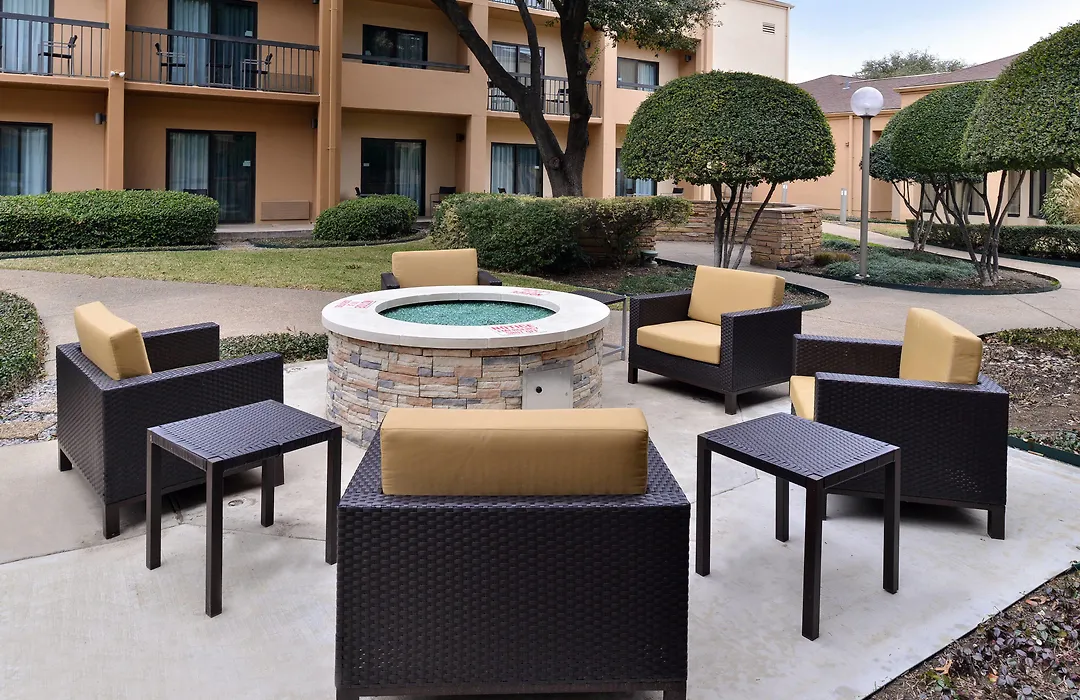 Courtyard By Marriott Dallas Northwest-1