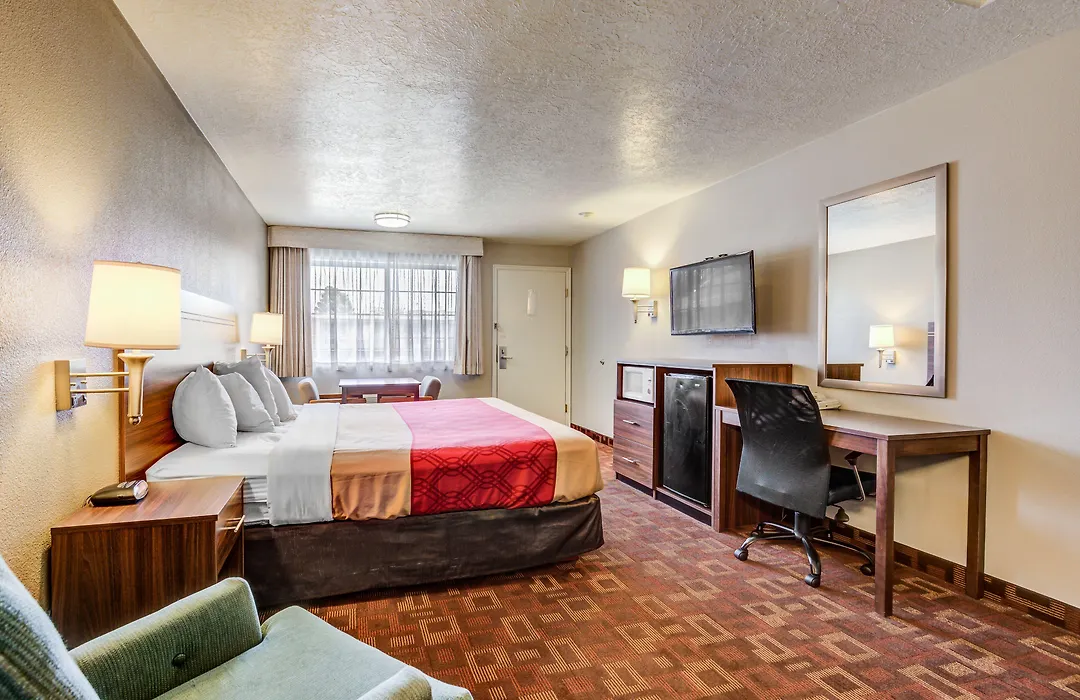 Econo Lodge St George North - Near Pioneer Park-1