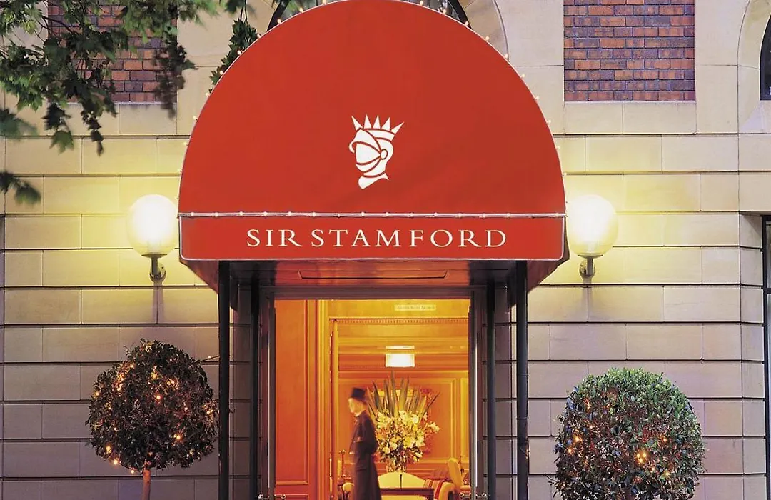 Sir Stamford Circular Quay-1